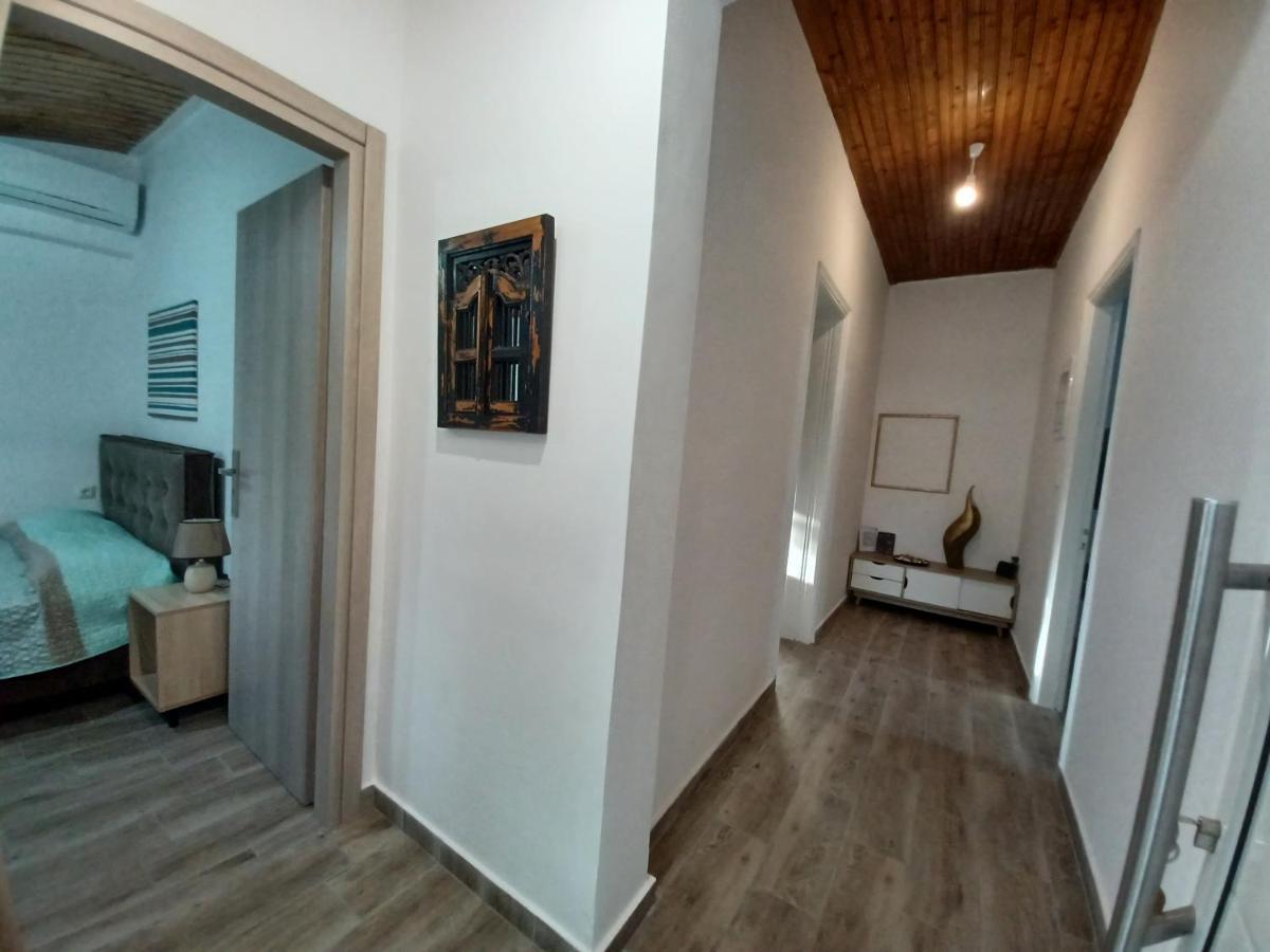 Beach House For Up To 9 People Near Olympia Katakolo Exterior photo